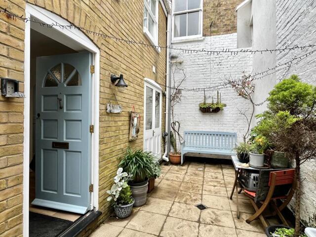 House for sale in Golden Valley, Folkestone