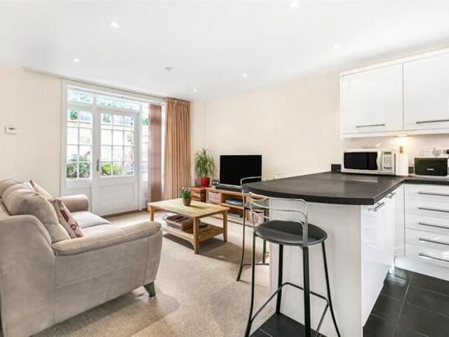 House for sale in Hatfield, Fretherne