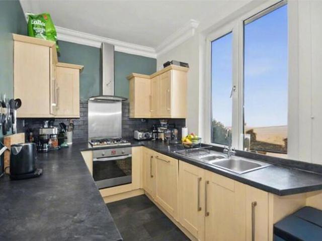 House for sale in Farsley, West Yorkshire