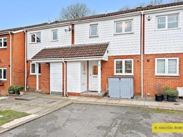 House for sale in Chingford, Greater London