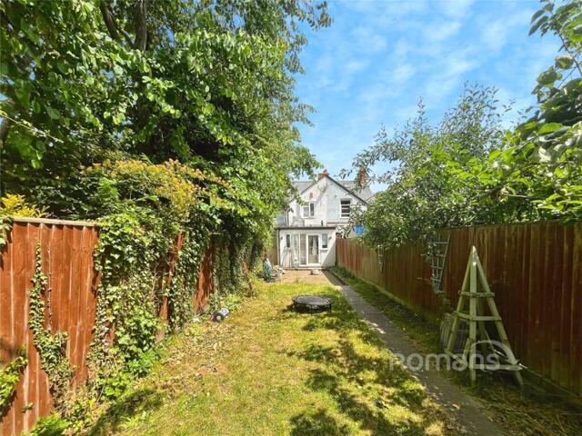 House for sale in Maidenhead, Fifield