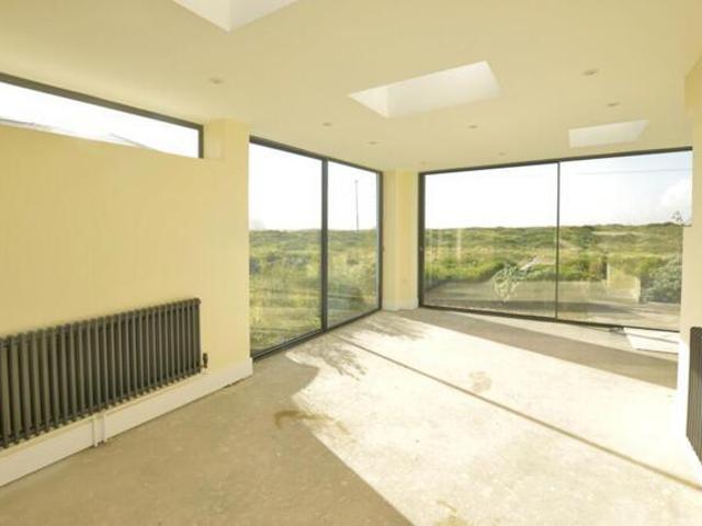 House for sale in Folkestone, Isle Of Man