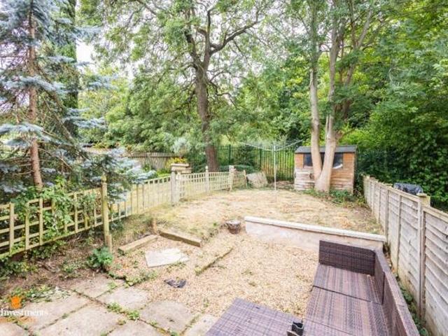House for sale in Overslade, New Bilton