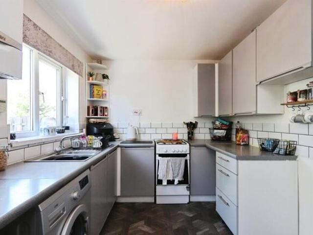 House for sale in Sheffield, Crystal Peaks