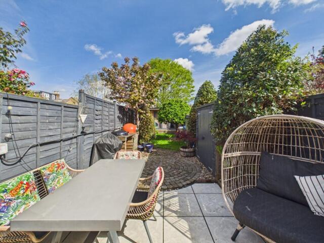 House for sale in New Town, Eton