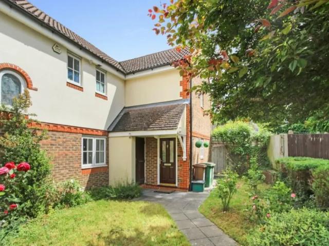 House for sale in Greater London