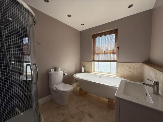 House for sale in Hawkenbury, Sandown Park