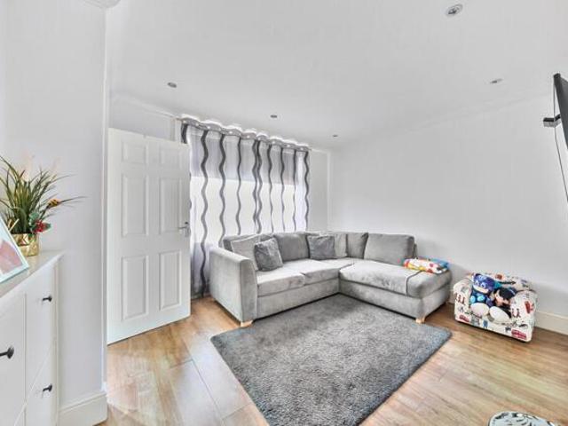 House for sale in South Oxhey, Batchworth