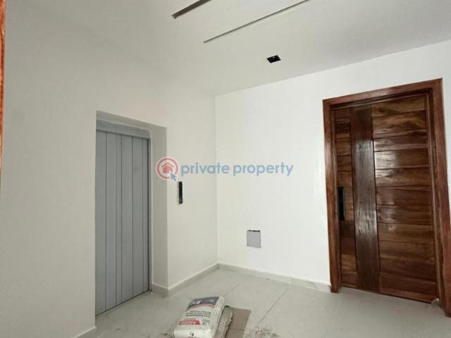 Apartment for sale in Eti Osa, Lagos