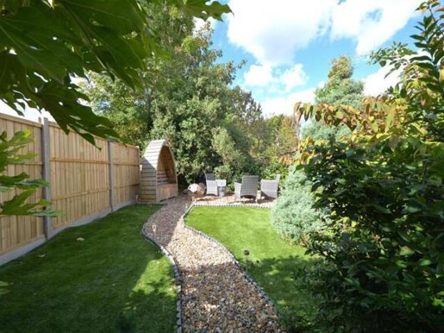 Room for sale in Finchley, Greater London