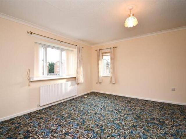 Room for sale in Egerton Park, Bebington