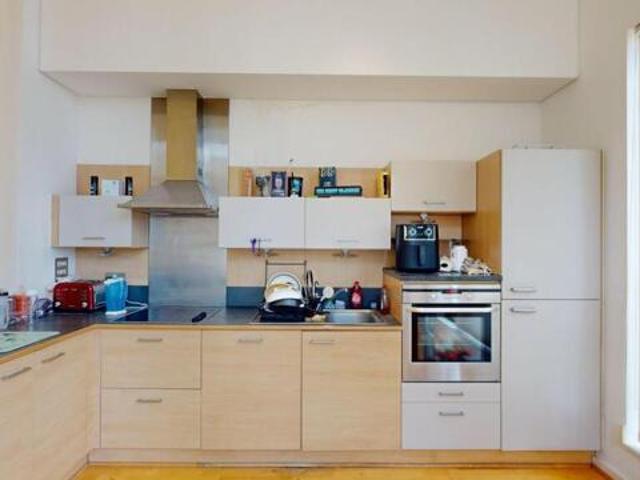 Room for sale in London Borough of Lewisham, Blackheath