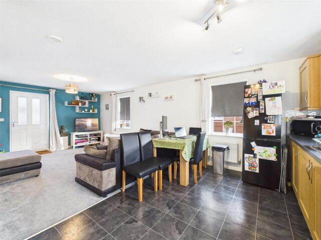Room for sale in Berrick Salome, Oxfordshire