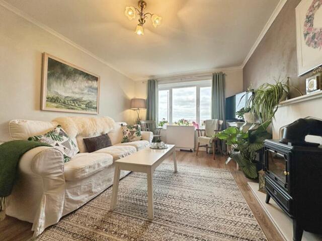 Room for sale in West End, Bare