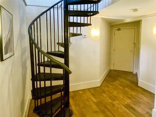 Room for sale in Eightlands, Dewsbury
