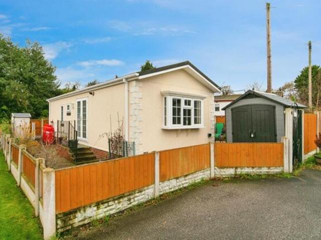Room for sale in Elton