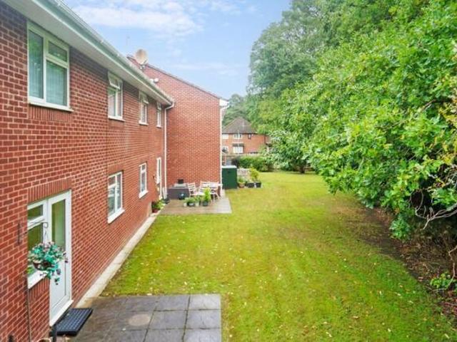 Room for sale in Farnham Common, Buckinghamshire