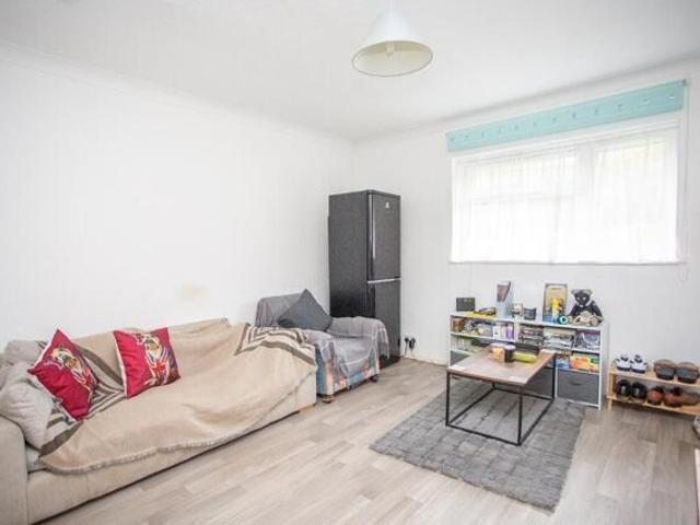 Room for sale in Cross In Hand, East Sussex