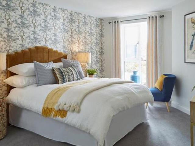 Room for sale in Bedford