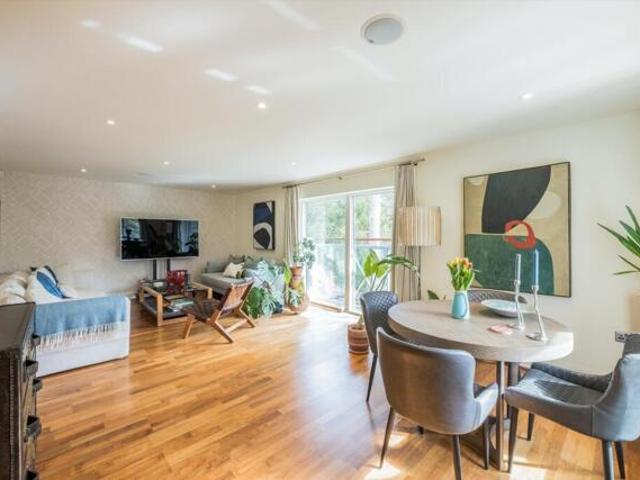 Room for sale in Sevenoaks, The Butts
