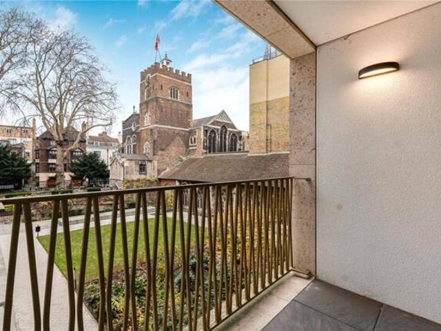 Room for sale in West Smithfield, Lyons