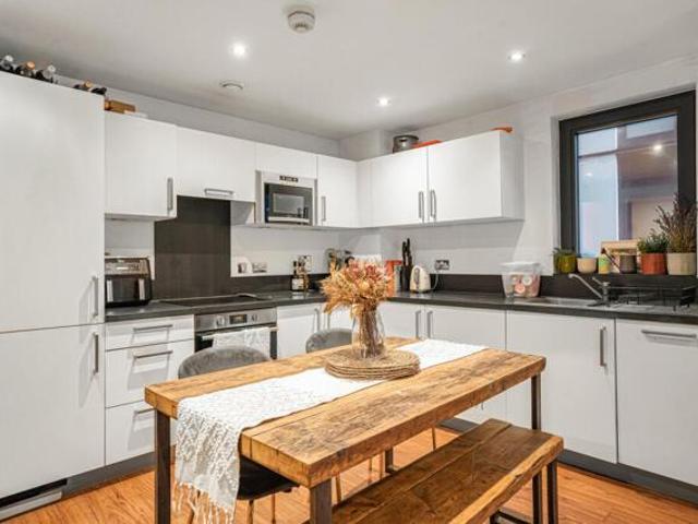 Room for sale in Dalston, De Beauvoir Town