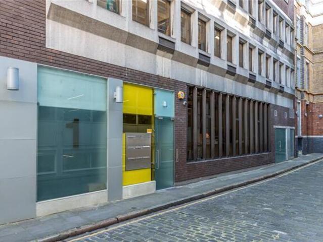 Room for sale in Clerkenwell, Greater London