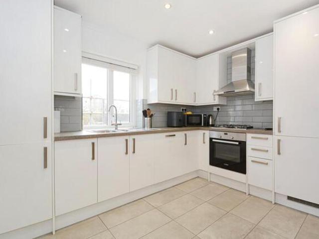 Room for sale in Rotherhithe, Isle Of Man