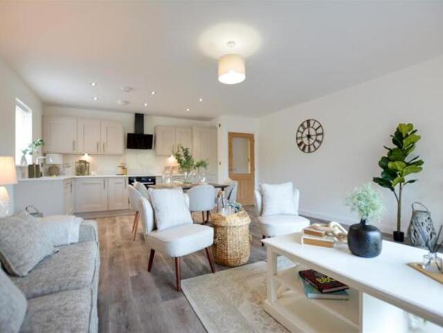 Room for sale in Berry Hill, Potters Corner