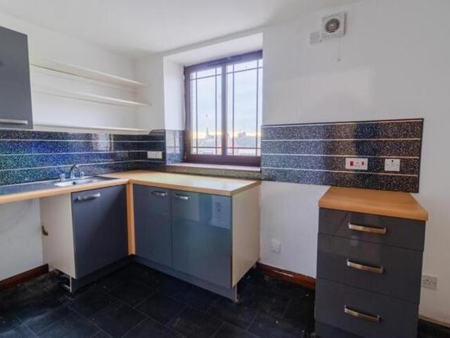 Room for sale in Ferryden, Scotland