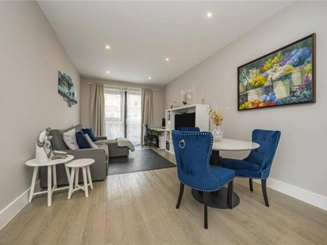 Room for sale in New Malden, Greater London