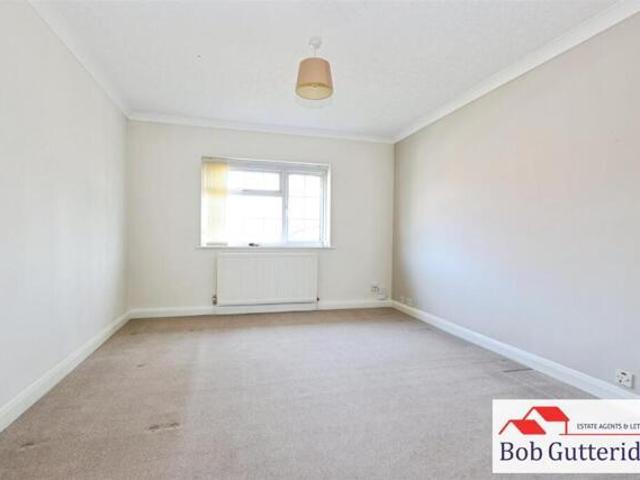 Room for sale in Poolfields, Butterton