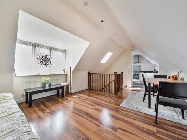 Room for sale in Green Park, Milton Keynes