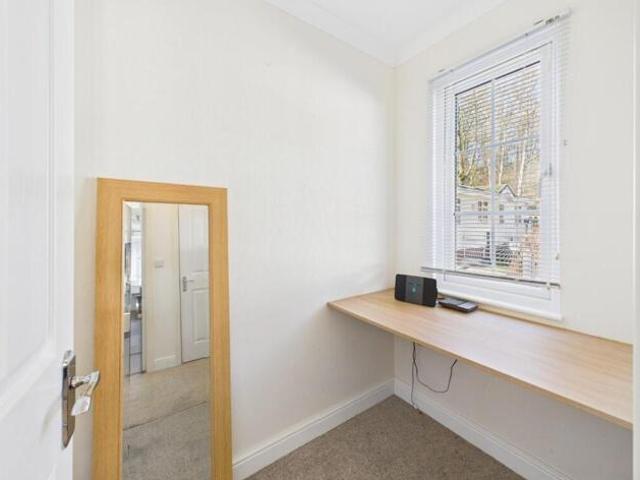 Room for sale in West Yorkshire