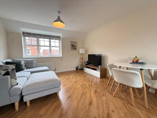 Room for sale in New Duston, Duston