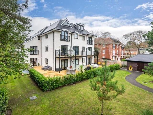 Room for sale in Canford Cliffs, Poole