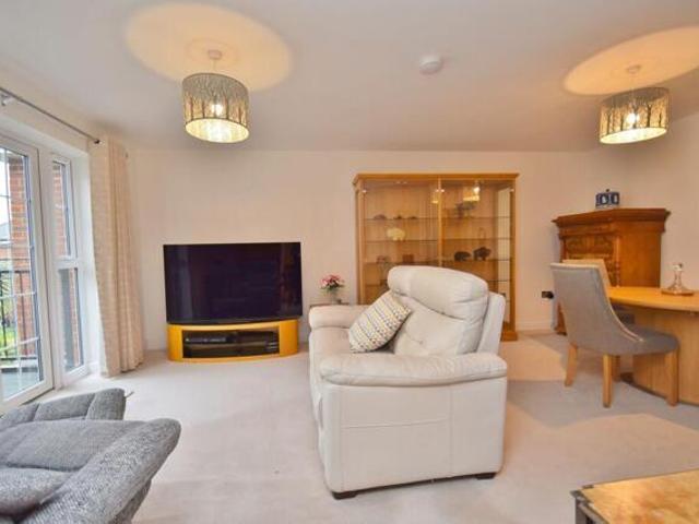 Room for sale in Princes Risborough, Buckinghamshire