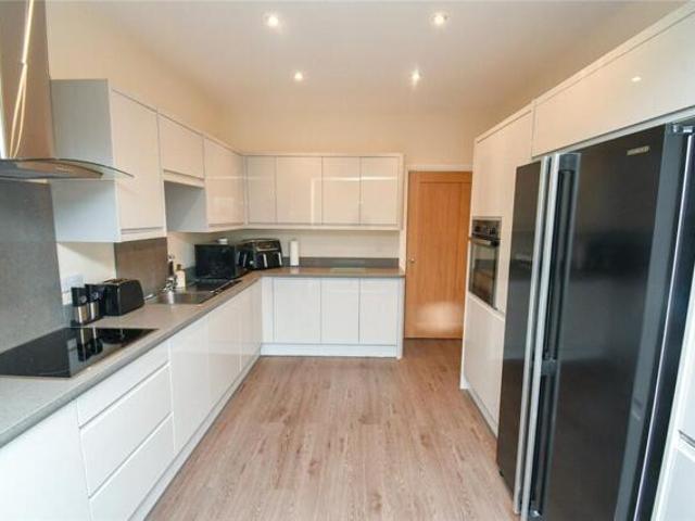 Room for sale in Liscard