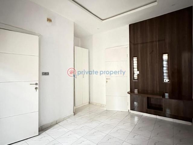 House for sale in Lagos, Lekki
