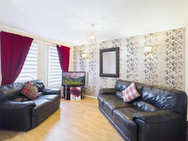 Townhouse for sale in Aviemore, Scotland