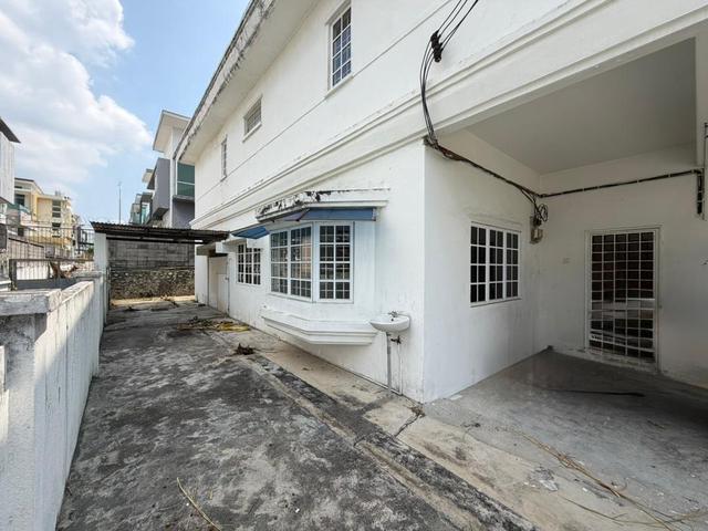 Bungalow for sale in Selayang, Selangor