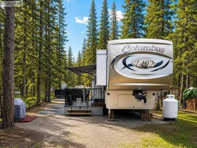 House for sale in Lousana, Alberta