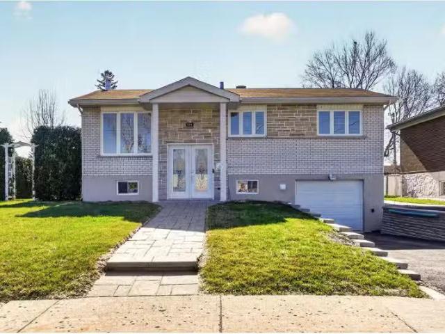 House for sale in Longueuil, Quebec