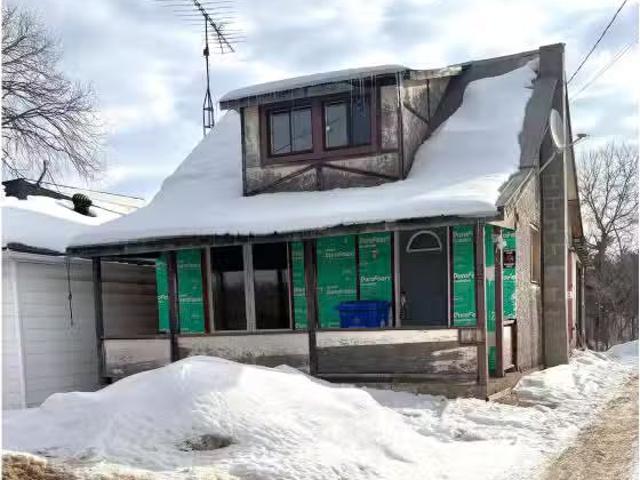 House for sale in Portage-du-fort, Quebec