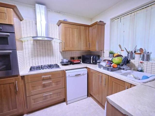 Apartment for sale in Barnet, Canons Park
