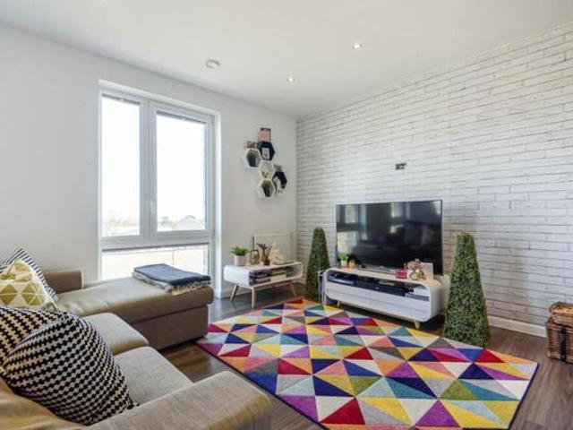 Apartment for sale in Barnet, London Borough of Barnet