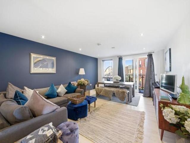 Apartment for sale in Arbury, Cambridgeshire