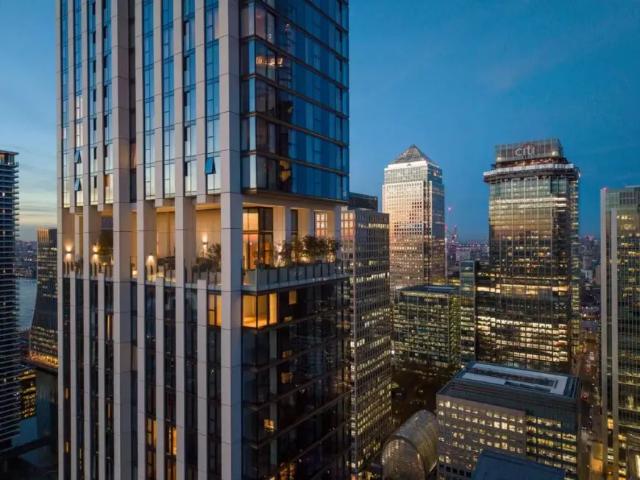 Apartment for sale in Isle Of Dogs, Greater London