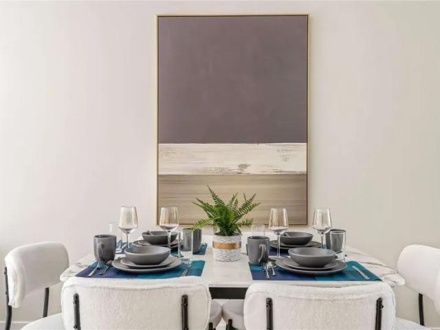 Apartment for sale in London Borough of Ealing, Greater London
