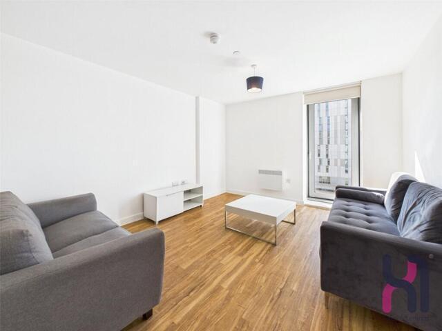 Apartment for sale in Salford Quays, Salford